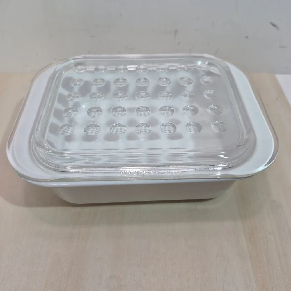 Corning Ware MC-1-B Microwave Crisper Browning Dish with Pyrex Lid MC-1-C White